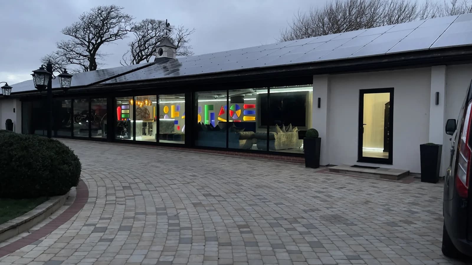 KNX Lighting System · United Kingdom · MK Iconic Solutions project